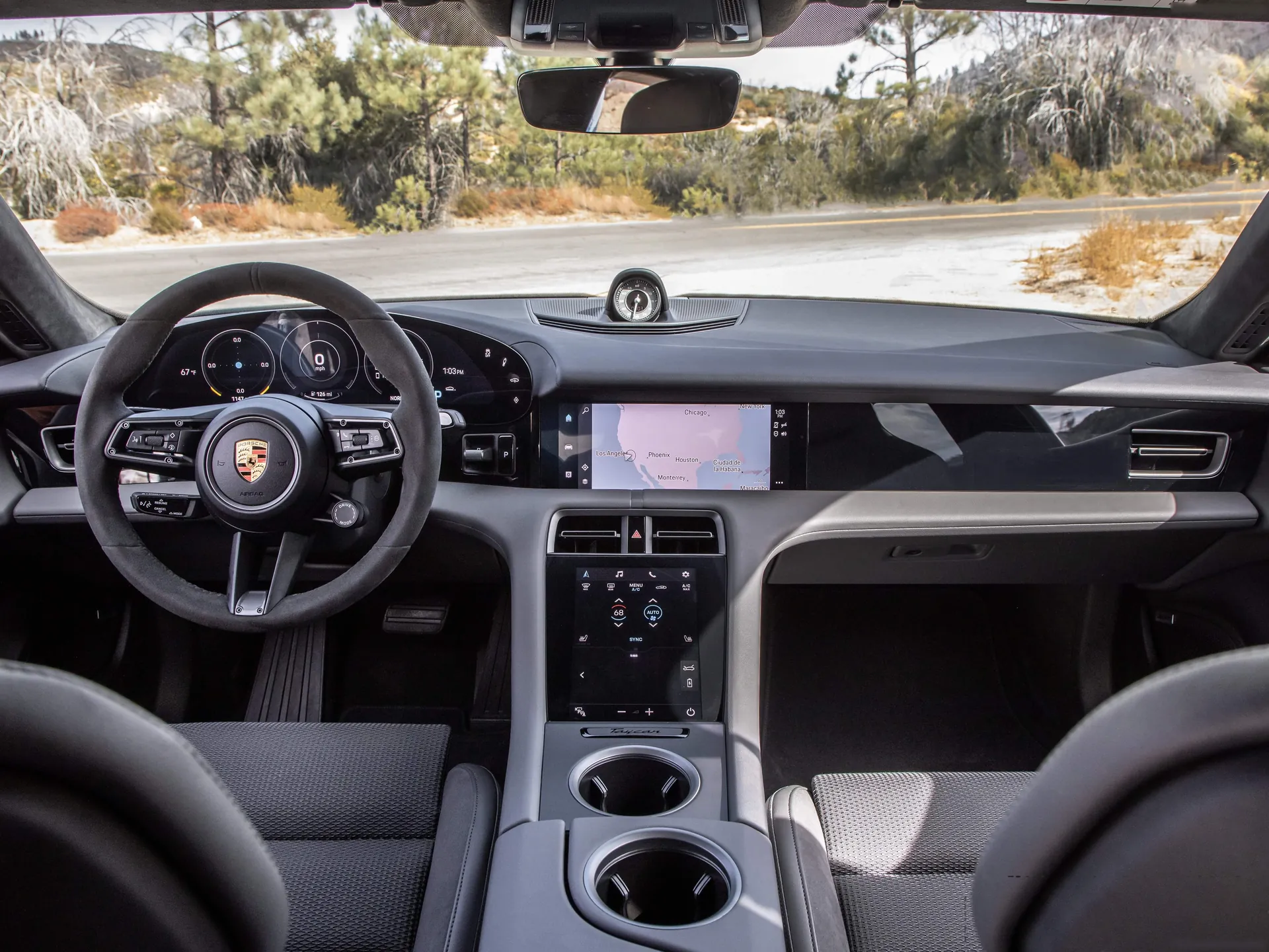 Porsche Taycan 4S (2020) – interiér