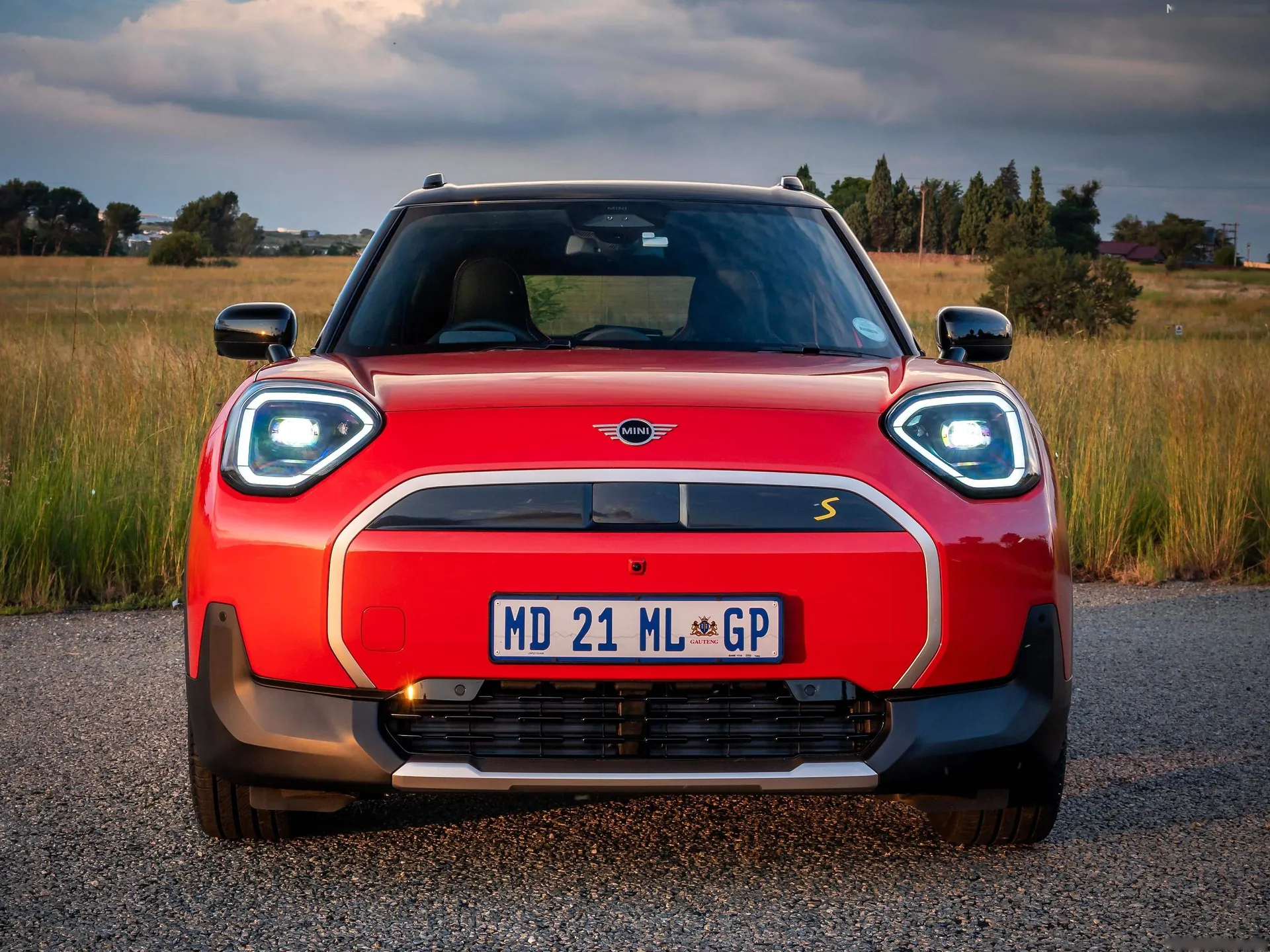 Mini Aceman SE [ZA] (2025) – zepředu