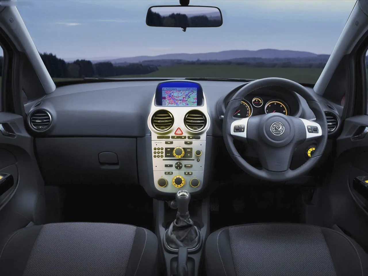 Vauxhall Corsa 3-door (2007) – interiér