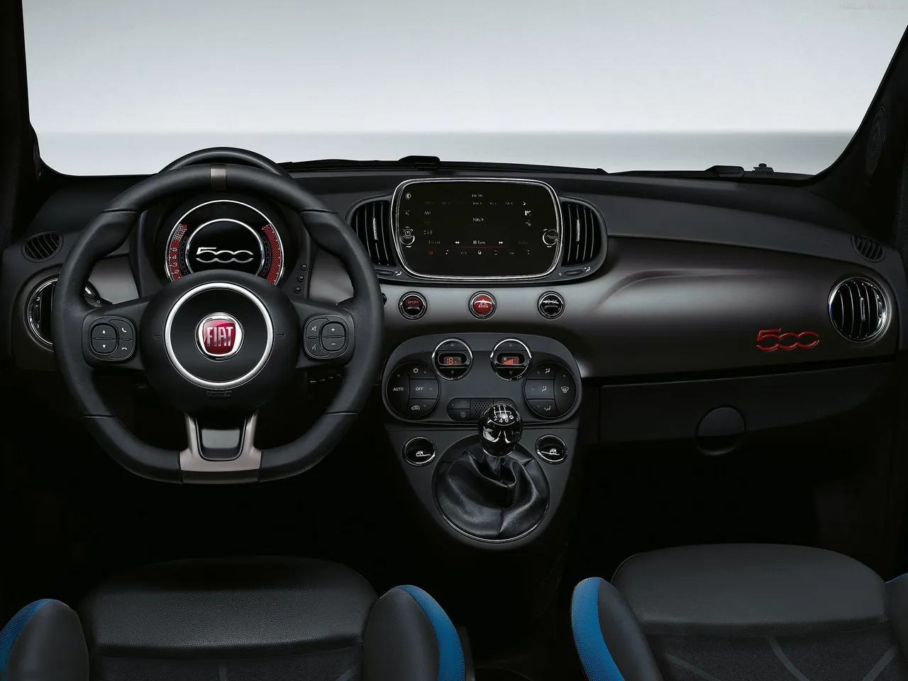 Fiat 500S (2017) – interiér