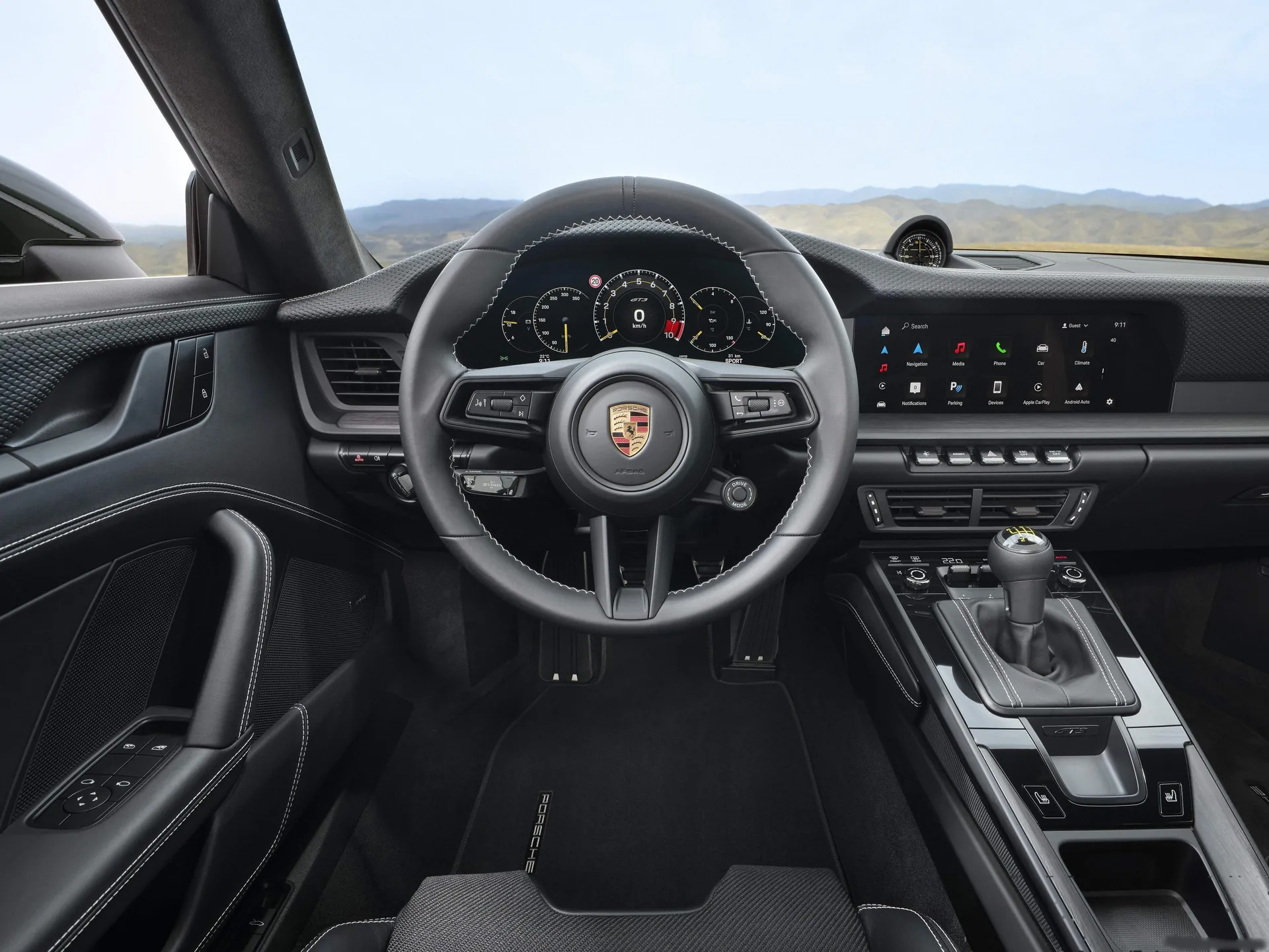 Porsche 911 GT3 Touring Package (2025) – interiér
