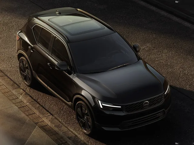 Volvo XC40 (2027)
