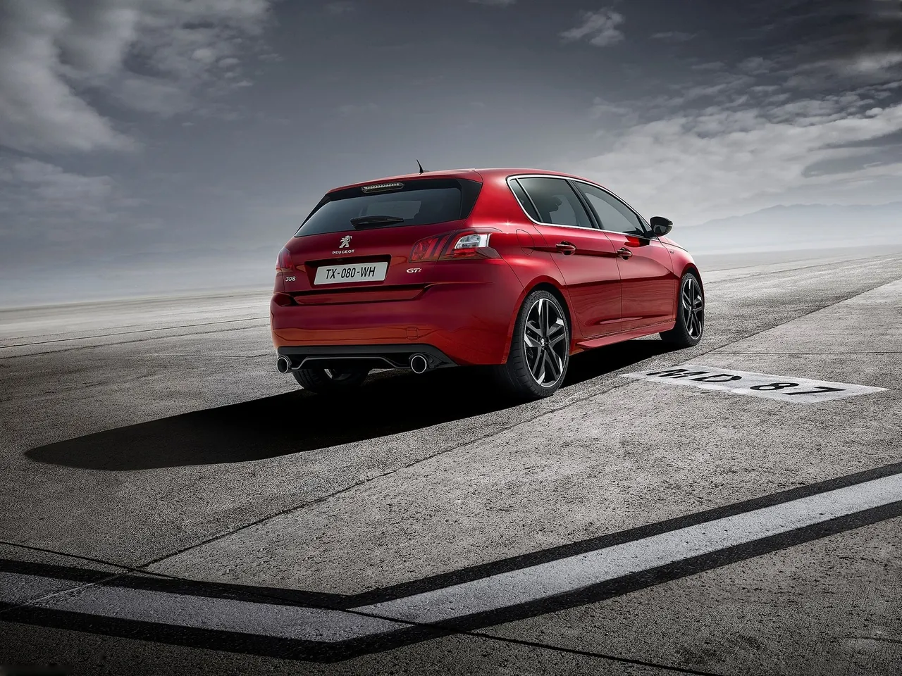 Peugeot 308 GTi (2016) – zadní tříčtvrteční pohled