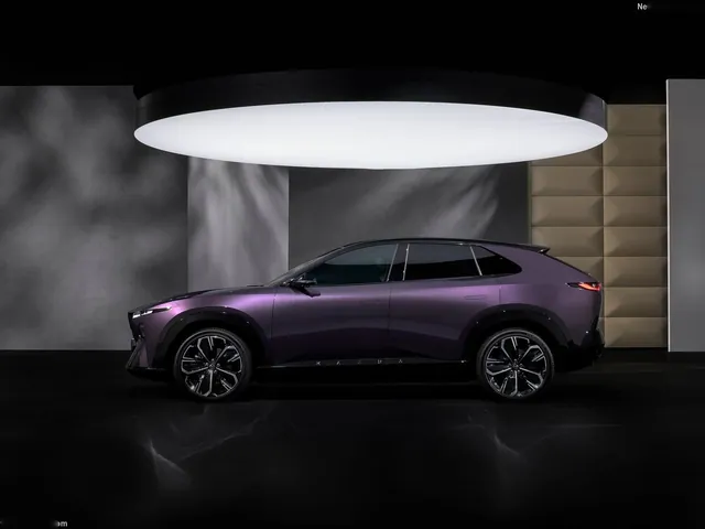 Mazda CX-6e (2027)