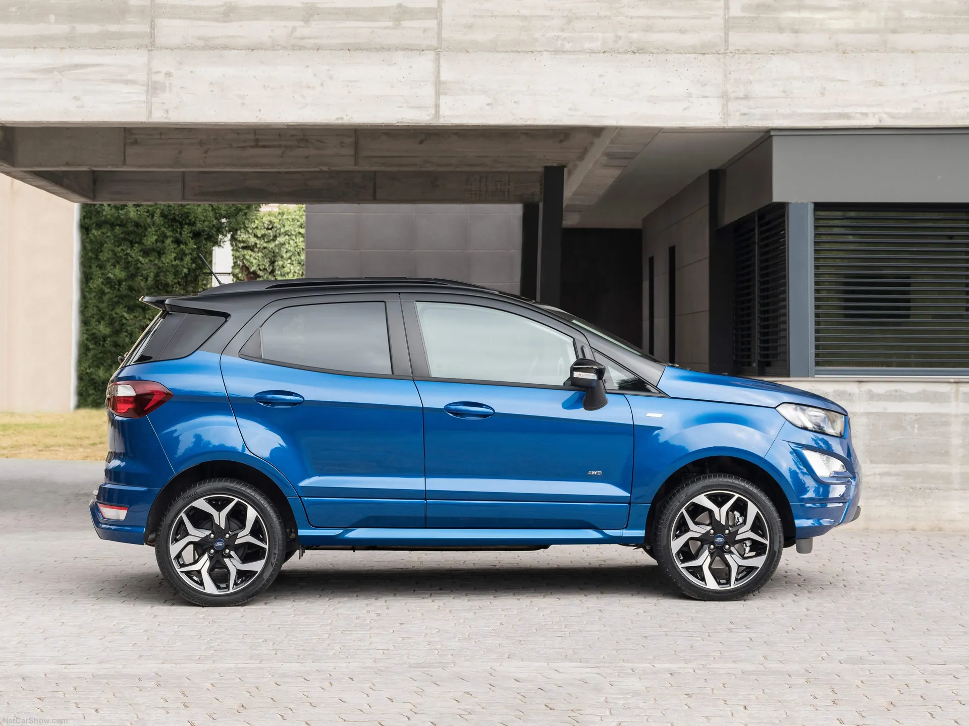 Ford EcoSport ST-Line (2018) – boční profil