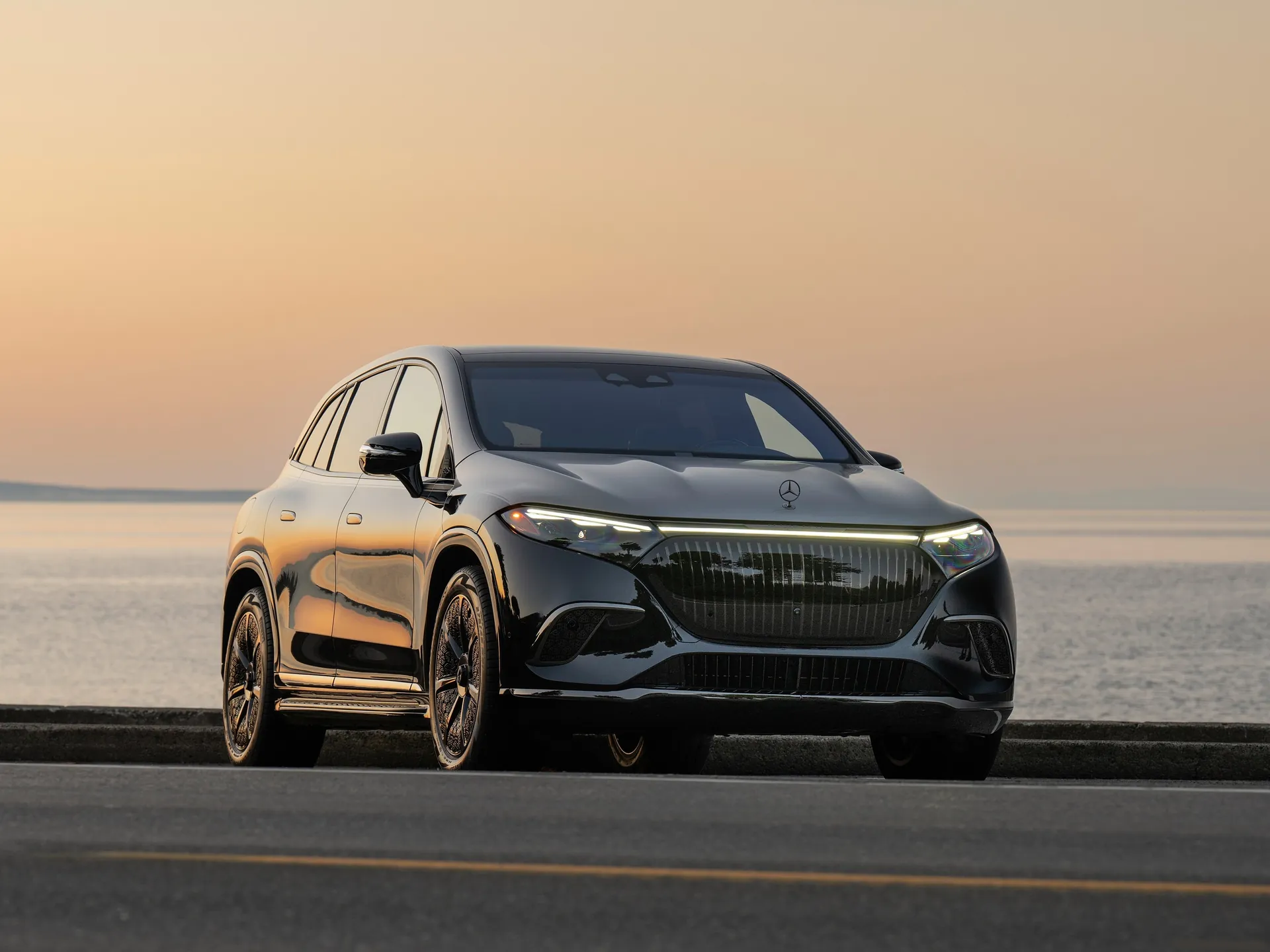 Mercedes-Benz EQS SUV Maybach (2024)