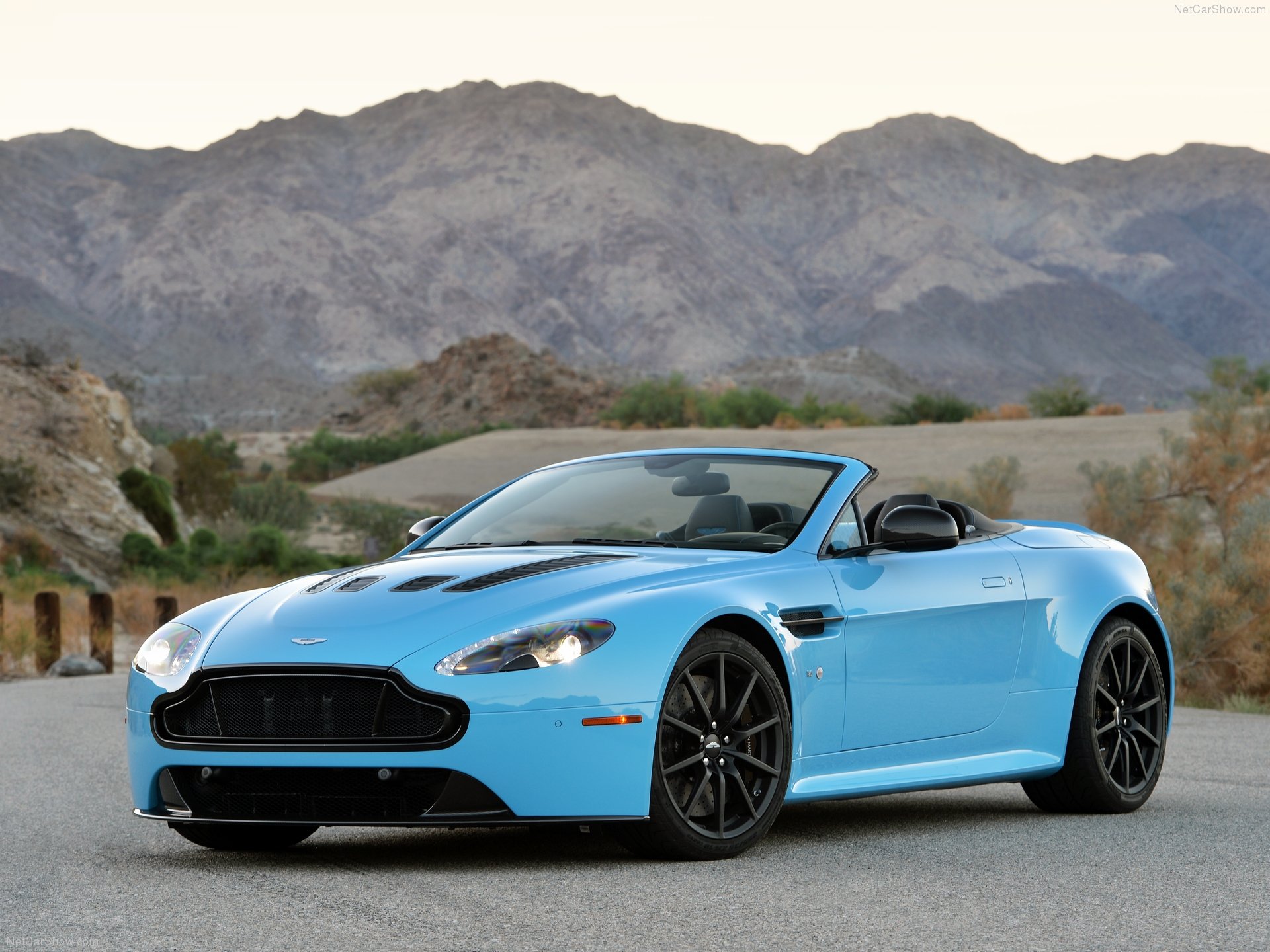 Aston Martin V12 Vantage S Roadster (2015)