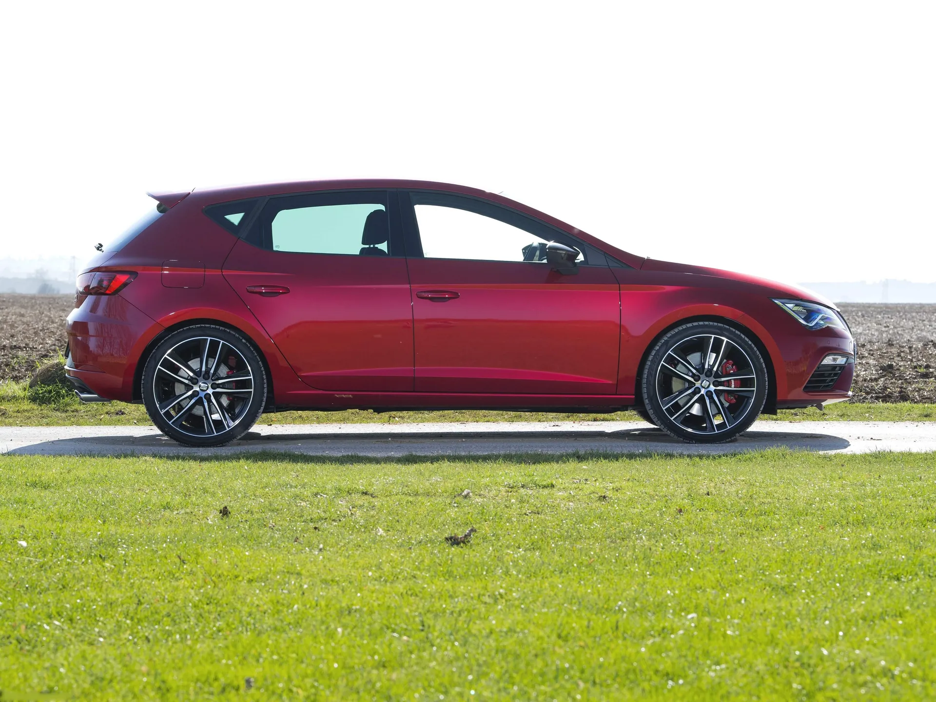Seat Leon Cupra (2017) – boční profil