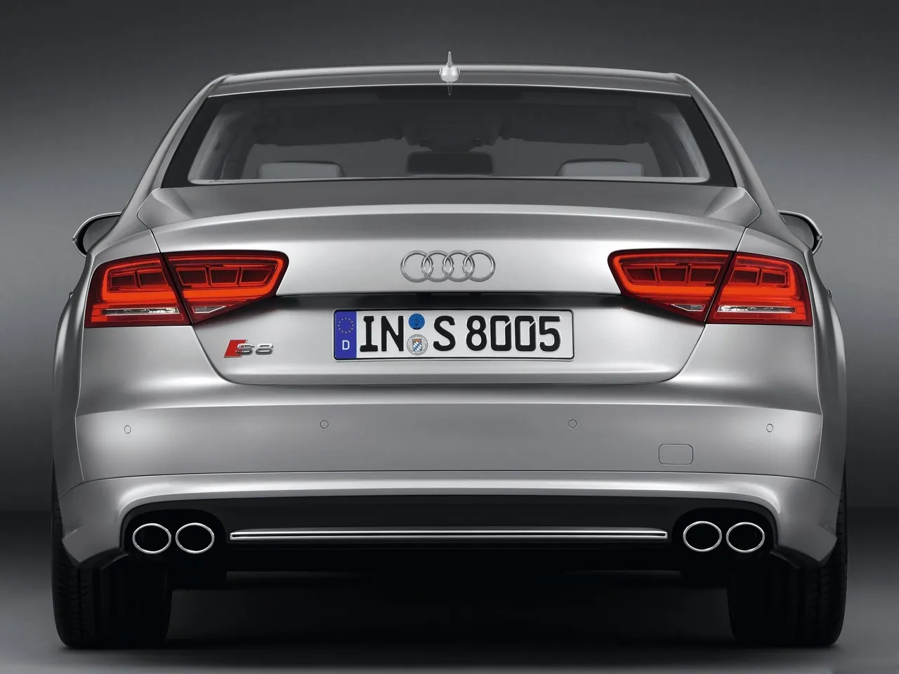 Audi S8 (2013) – zezadu