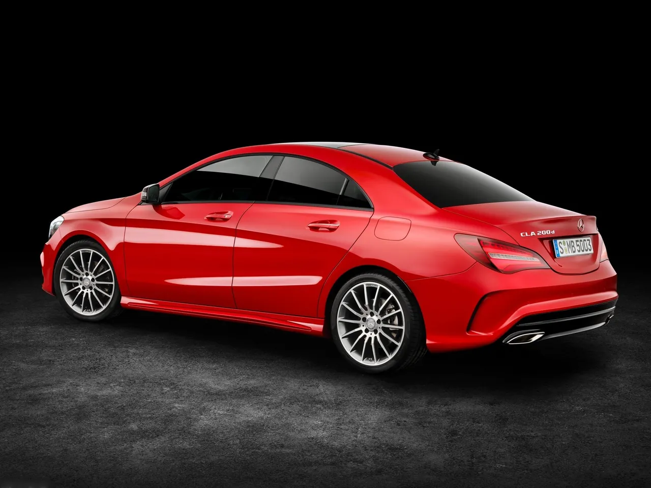 Mercedes-Benz CLA (2017) – zadní tříčtvrteční pohled