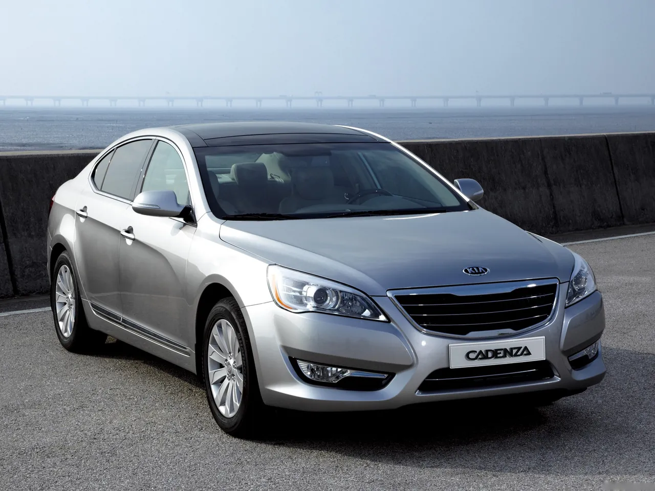 Kia Cadenza (2011)