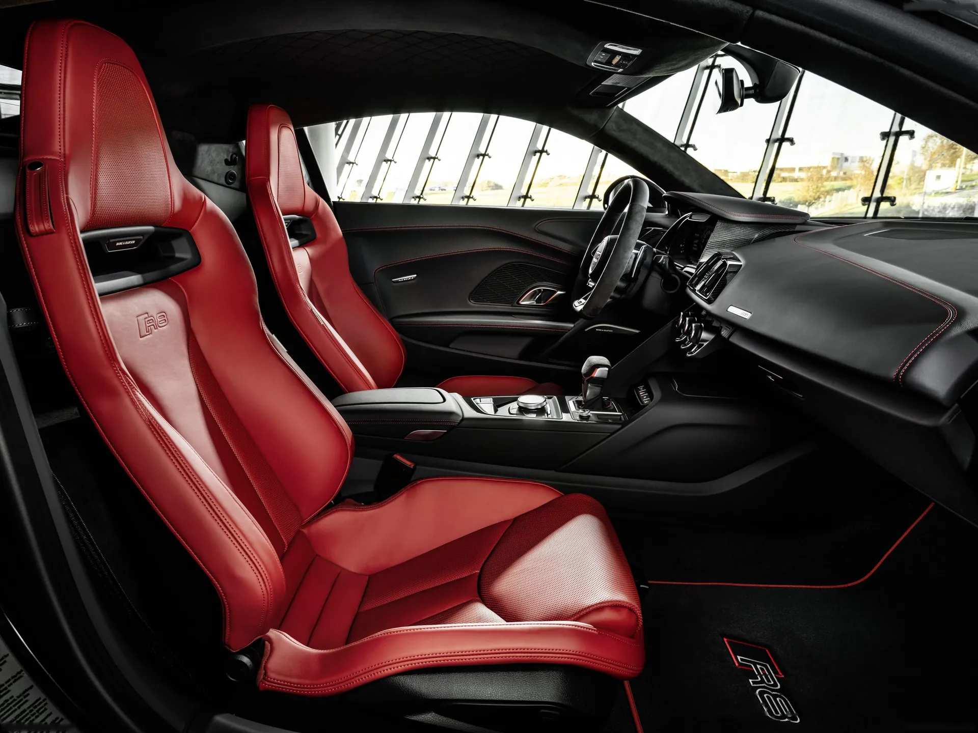 Audi R8 RWD Panther Edition (2021) – interiér