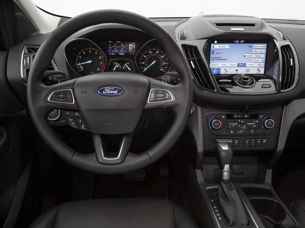 Ford Escape (2017) – interiér