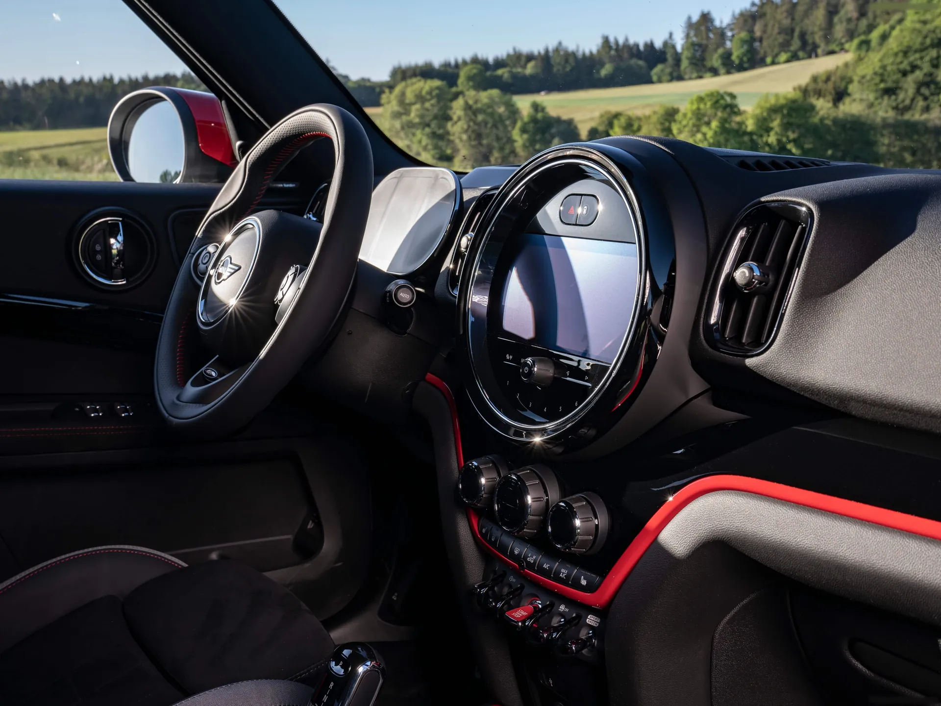 Mini John Cooper Works Countryman (2021) – interiér
