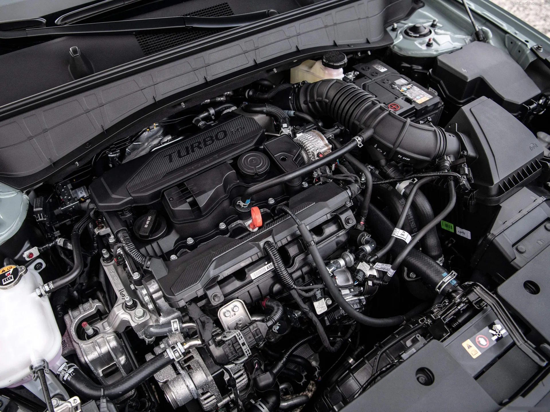 Hyundai Kona [US] (2024) – motorový prostor