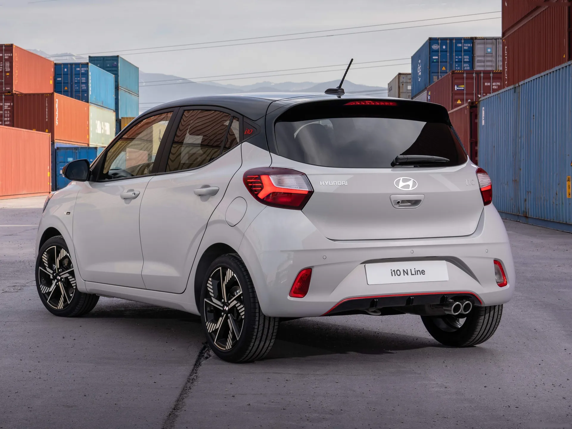 Hyundai i10 (2024) – zadní tříčtvrteční pohled