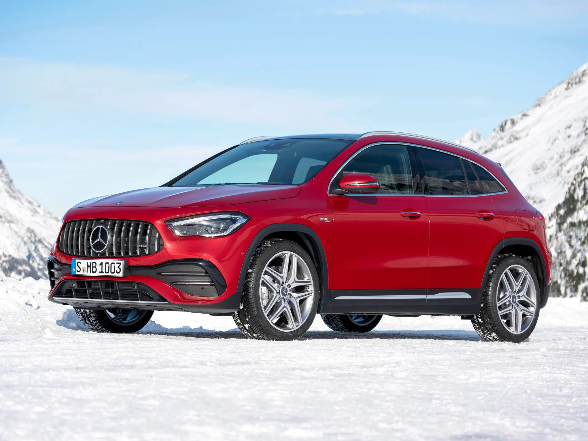 Mercedes-Benz GLA35 AMG (2021)