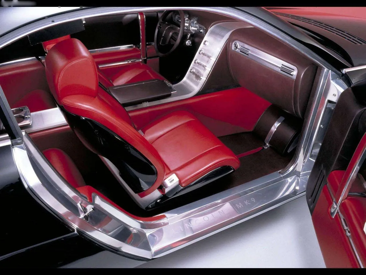 Lincoln MK9 Concept (2001) – interiér
