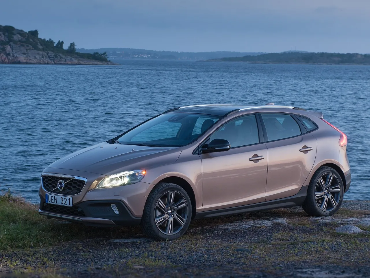Volvo V40 Cross Country (2014)