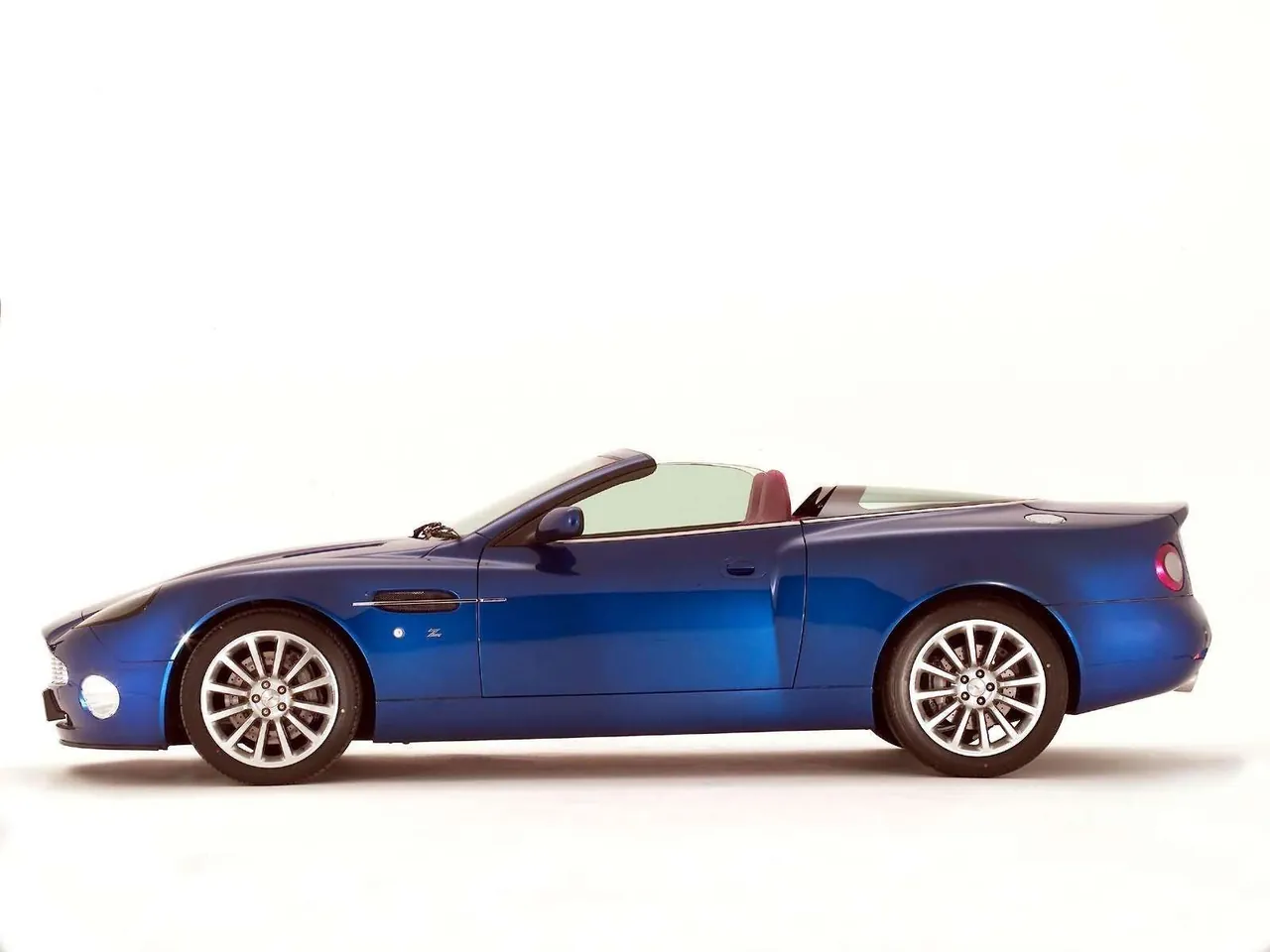 Aston Martin Zagato Vanquish Roadster Concept (2004) – boční profil