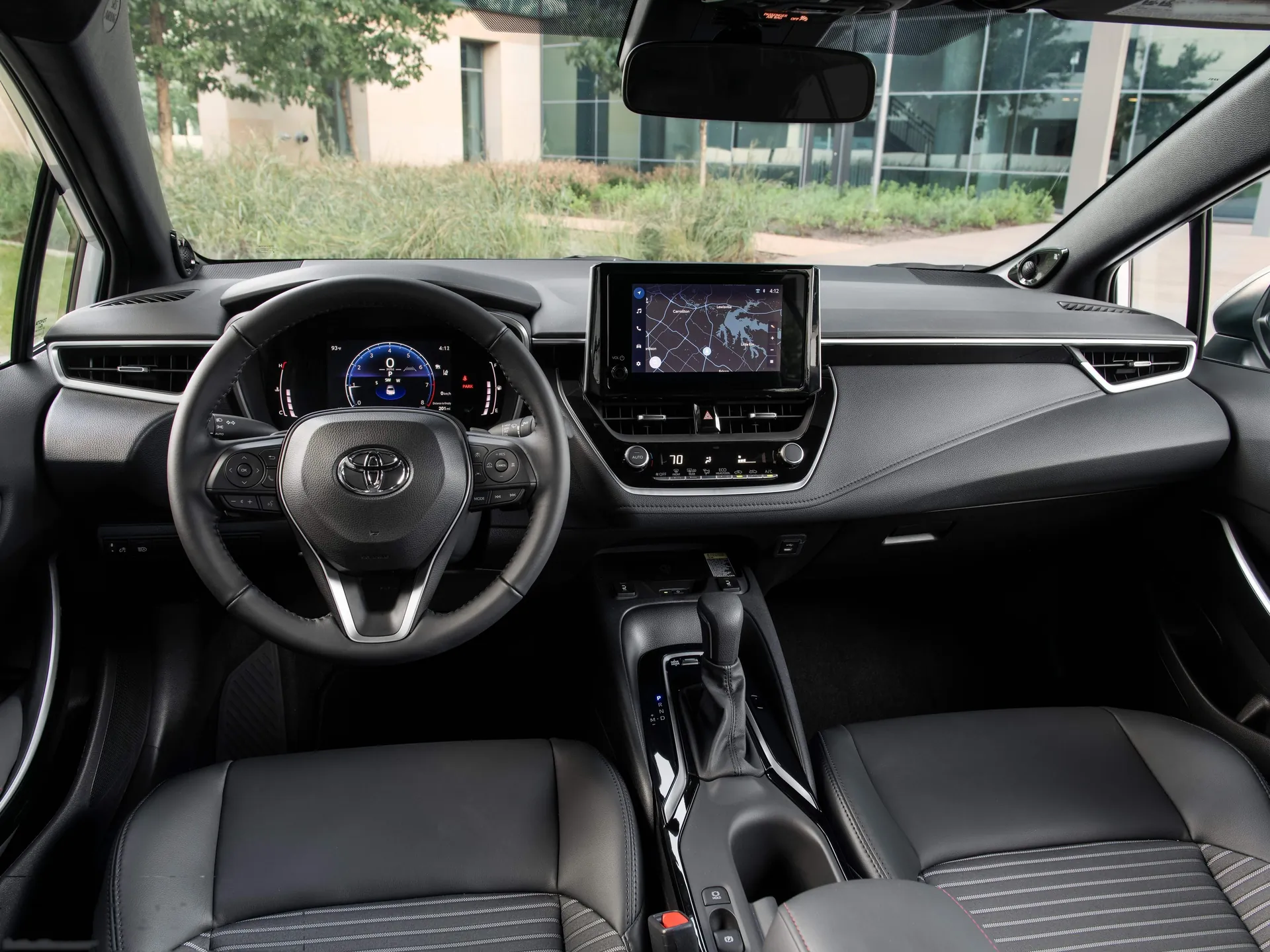 Toyota Corolla Sedan (2023) - Interior