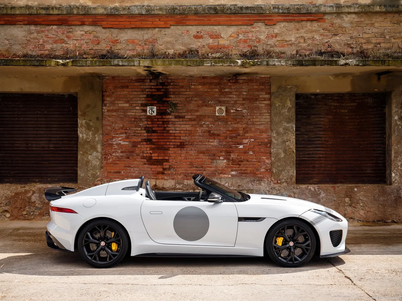 Jaguar F-Type Project 7 (2015) – boční profil