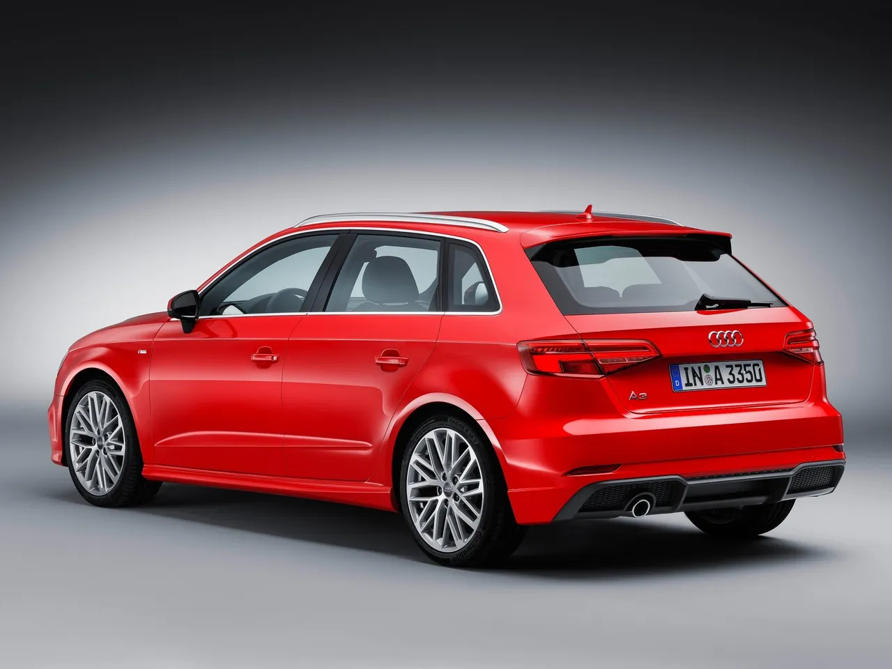 Audi A3 Sportback (2017) – zadní tříčtvrteční pohled