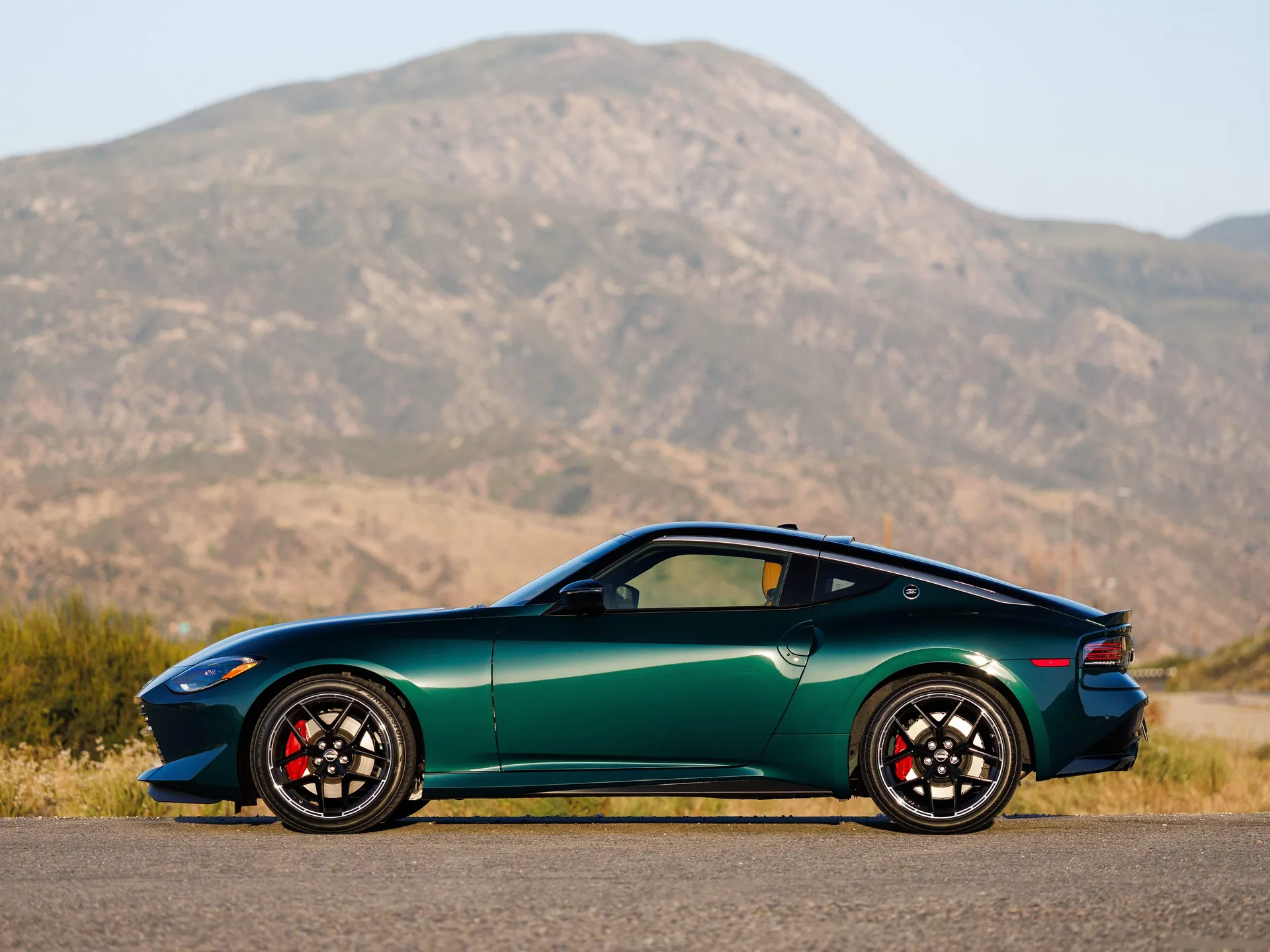 Nissan Z Performance (2027) – boční profil