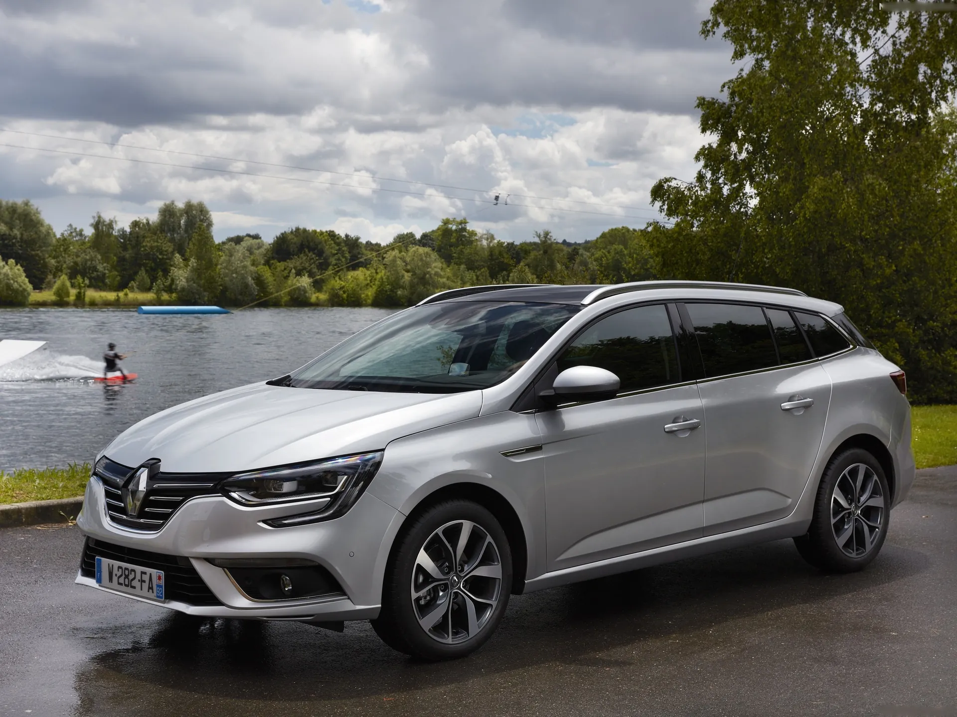 Renault Megane Estate (2017)