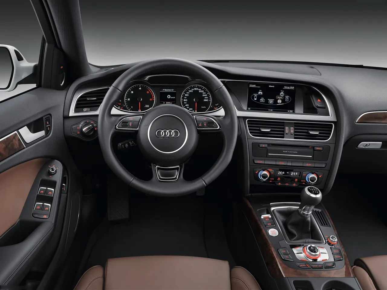 Audi A4 Avant (2013) – interiér
