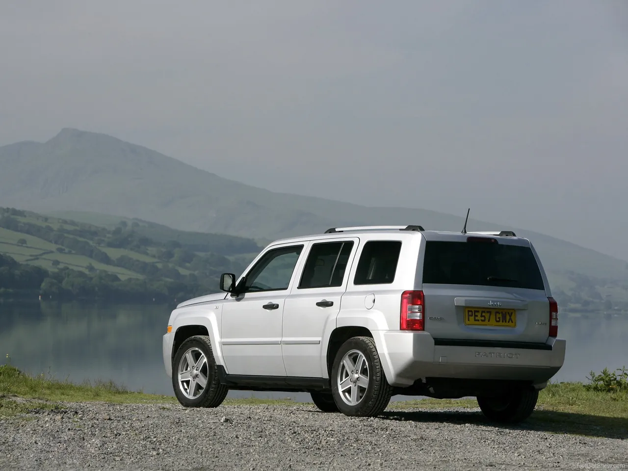 Jeep Patriot [UK] (2007) - Rear Three-Quarter