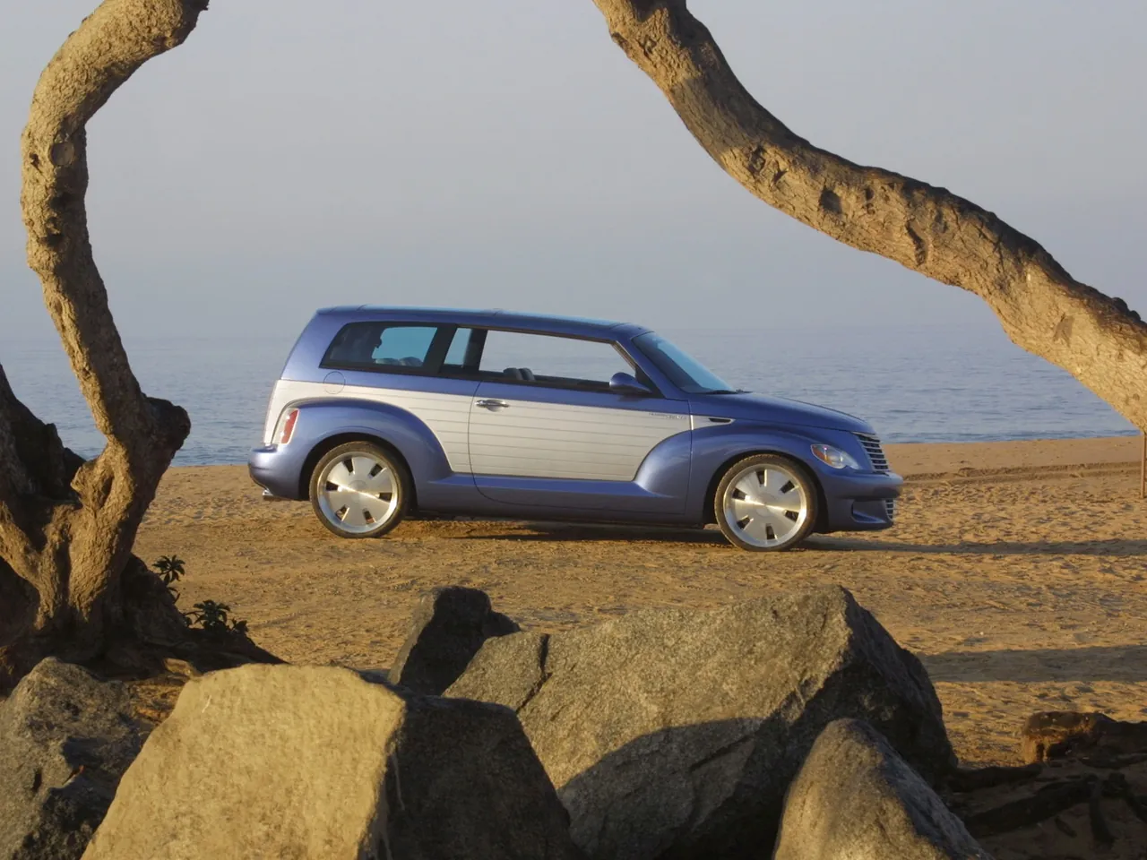 Chrysler California Cruiser Concept (2002) – boční profil