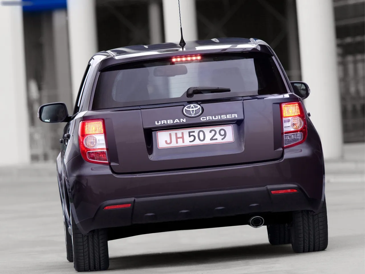 Toyota Urban Cruiser (2009) – zezadu