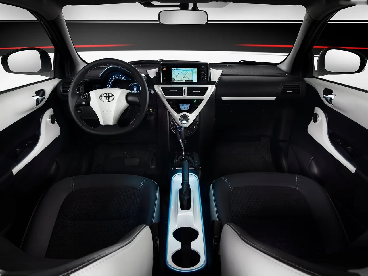 Toyota iQ EV (2013) - Interior