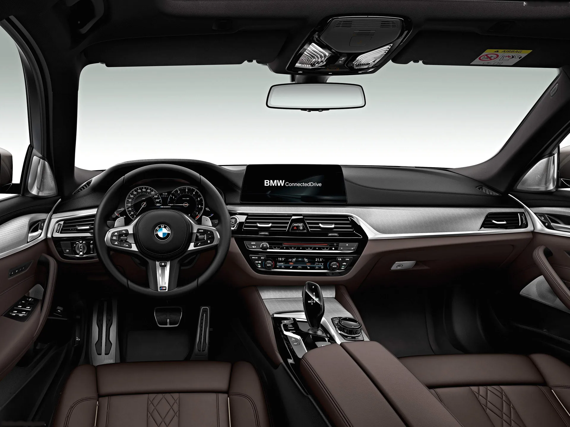 BMW M550d xDrive Touring (2018) – interiér