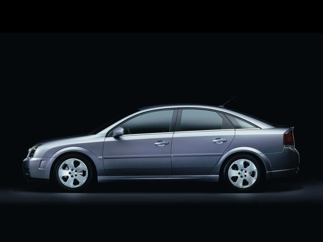 Holden Vectra (2003) – boční profil