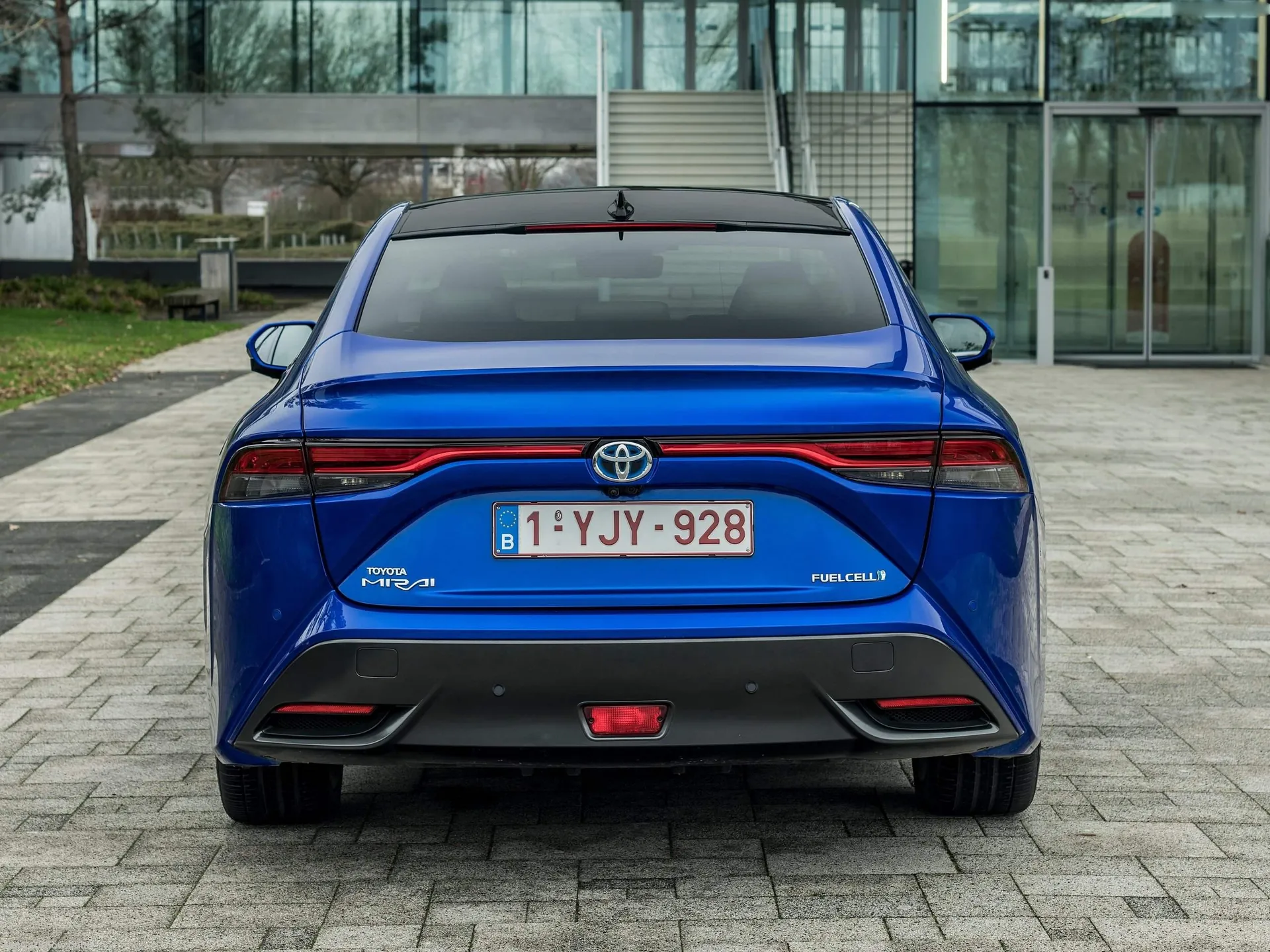 Toyota Mirai (2022) - Rear