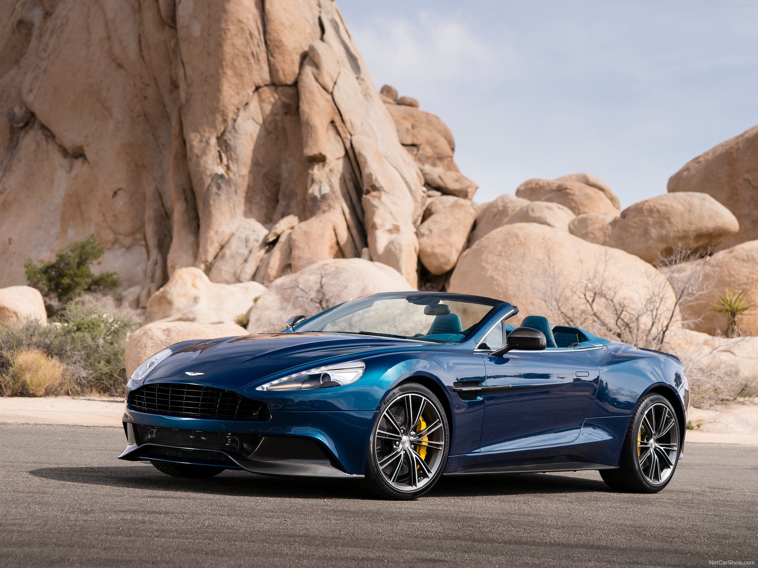 Aston Martin Vanquish Volante (2014)