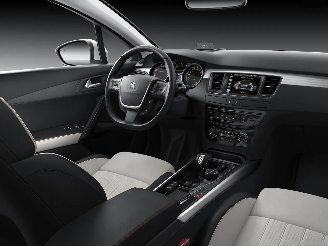Peugeot 508 RXH (2015) – interiér