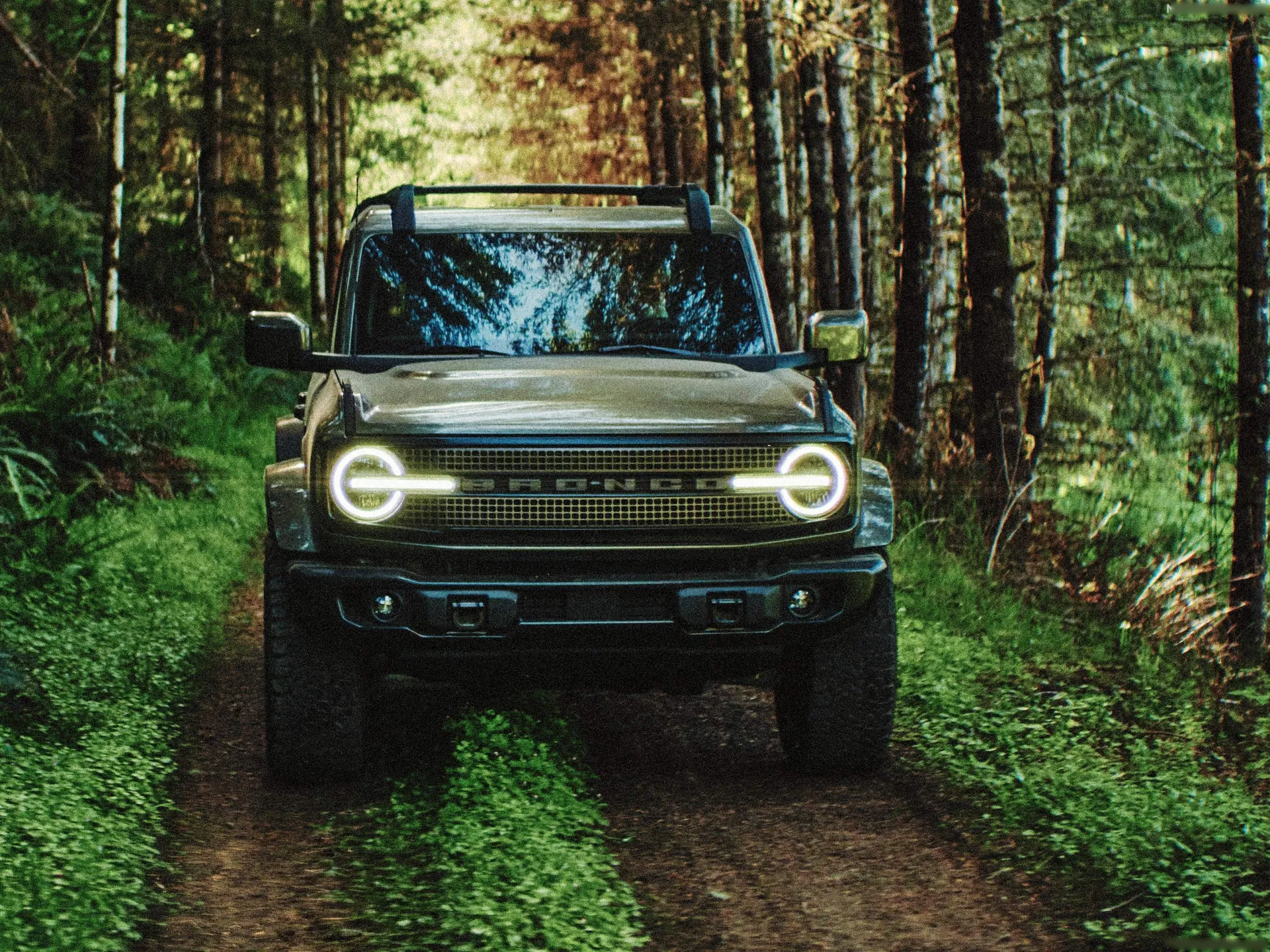 Ford Bronco Filson (2027) – zepředu