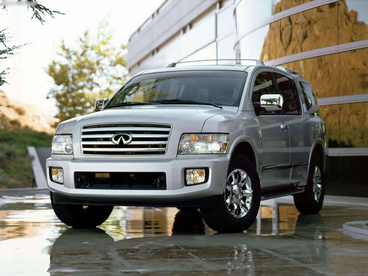 Infiniti QX56 (2004)