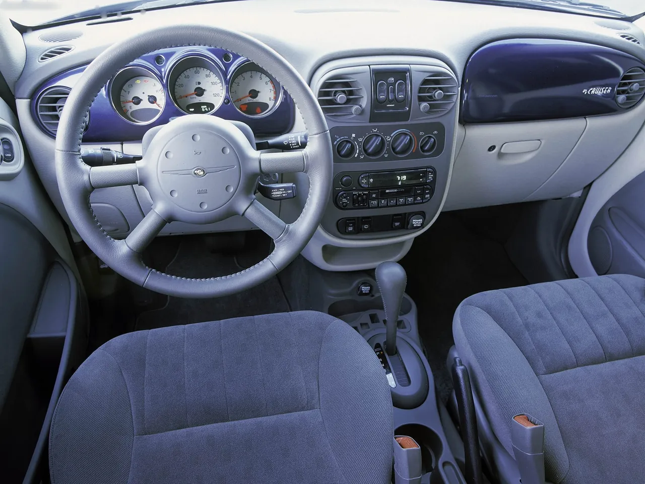 Chrysler PT Cruiser (2001) – interiér