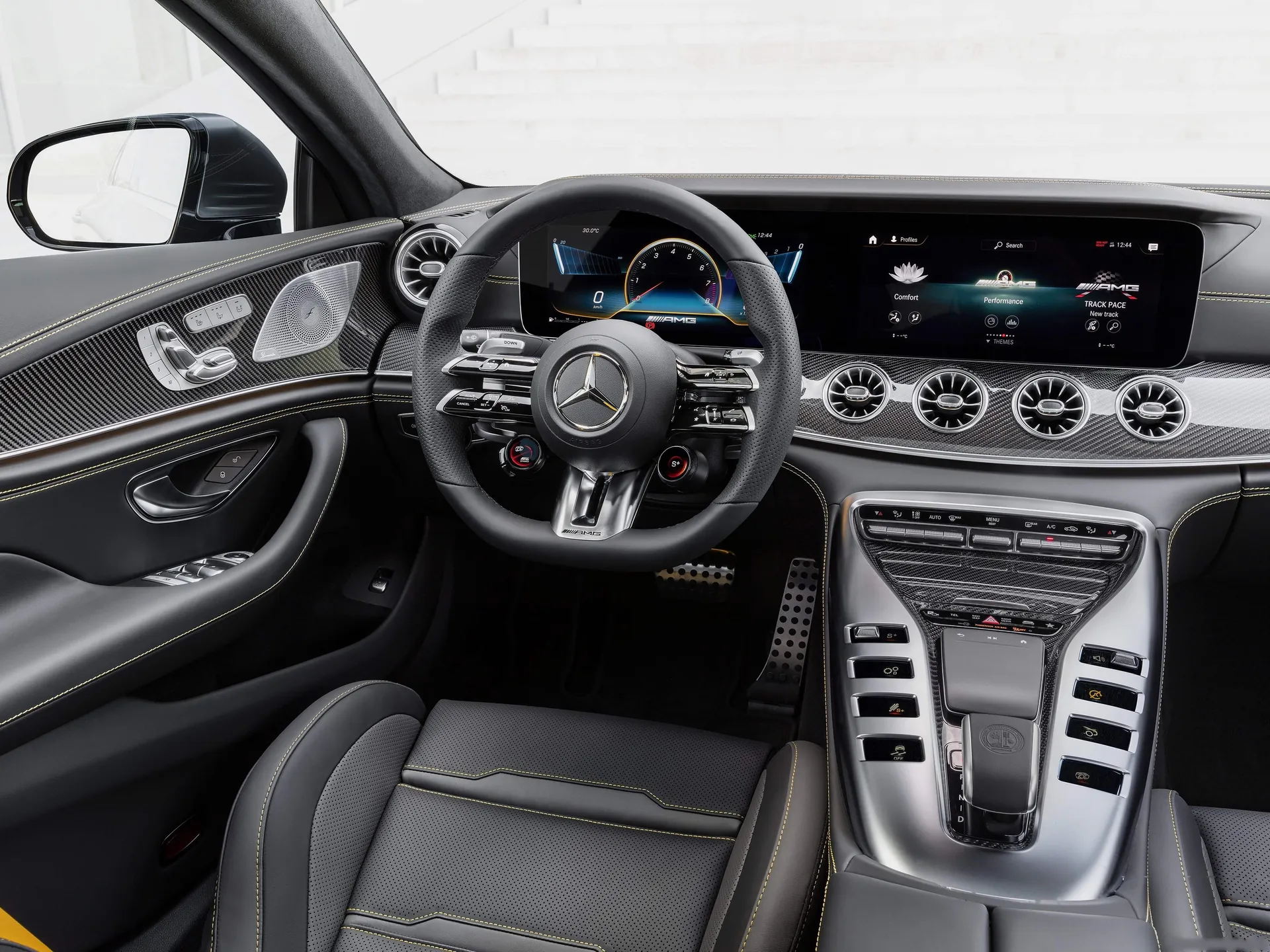 Mercedes-Benz AMG GT63 S 4-Door (2023) - Interior
