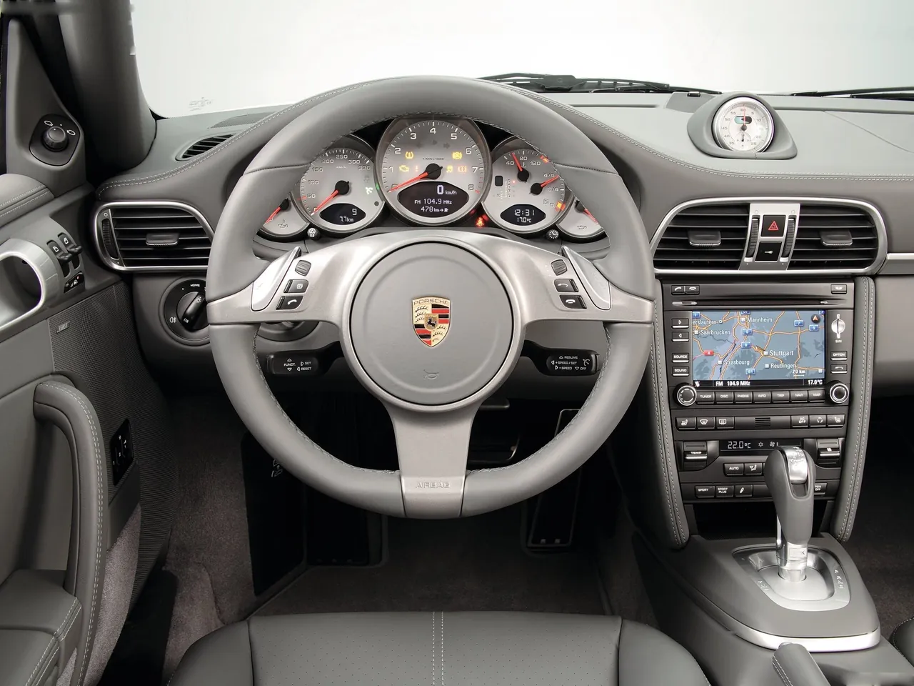 Porsche 911 Carrera 4 (2009) - Interior