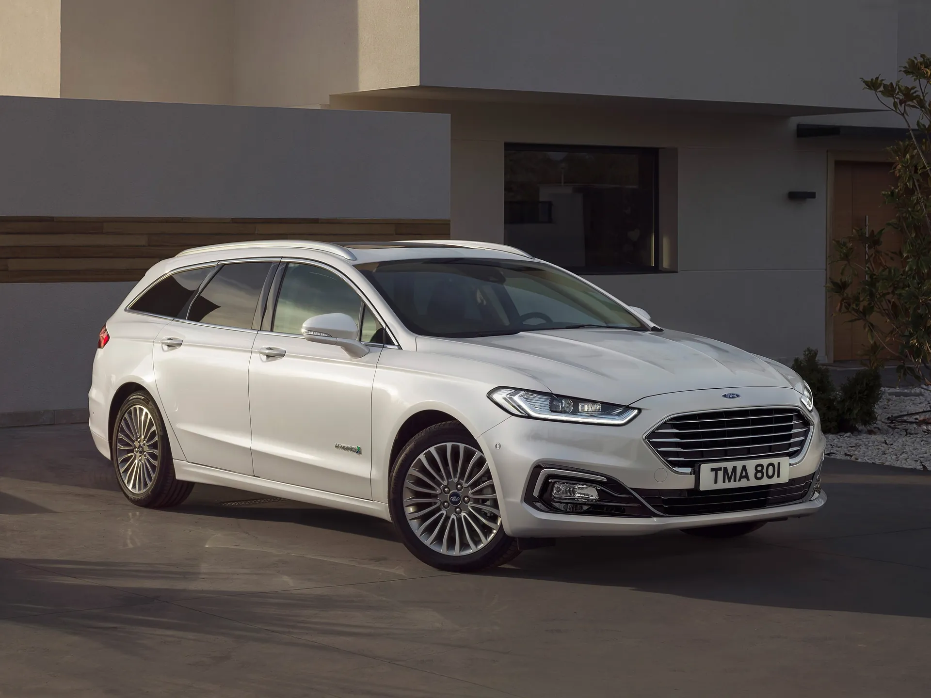 Ford Mondeo Wagon Hybrid (2019)