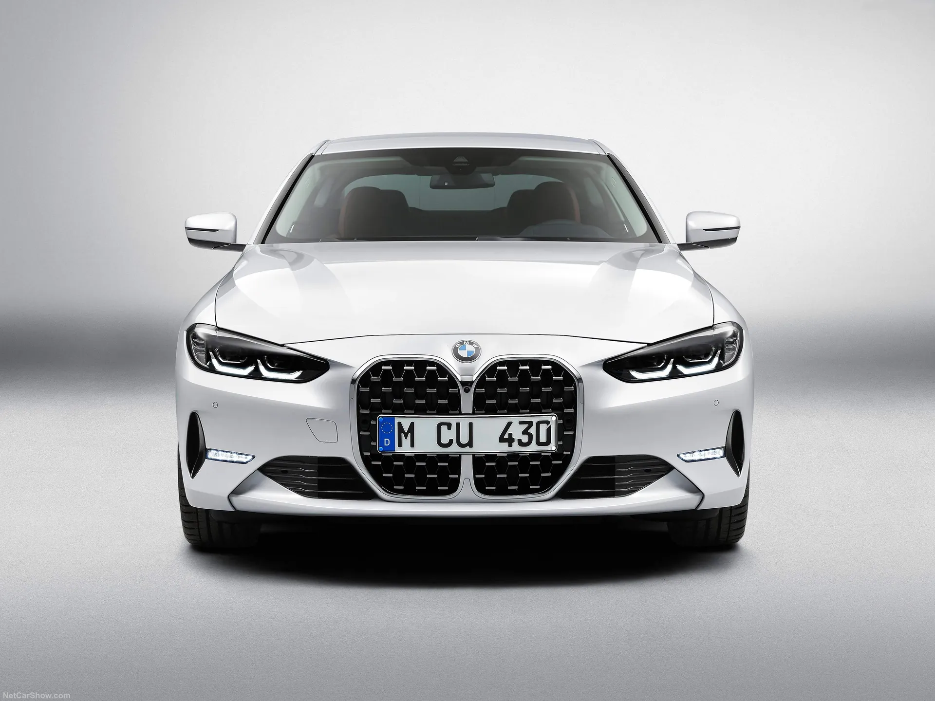 BMW 4-Series Coupe (2021) - Front
