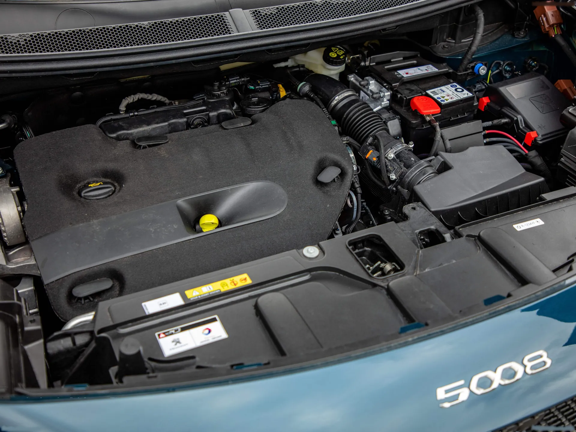 Peugeot 5008 (2021) – motorový prostor