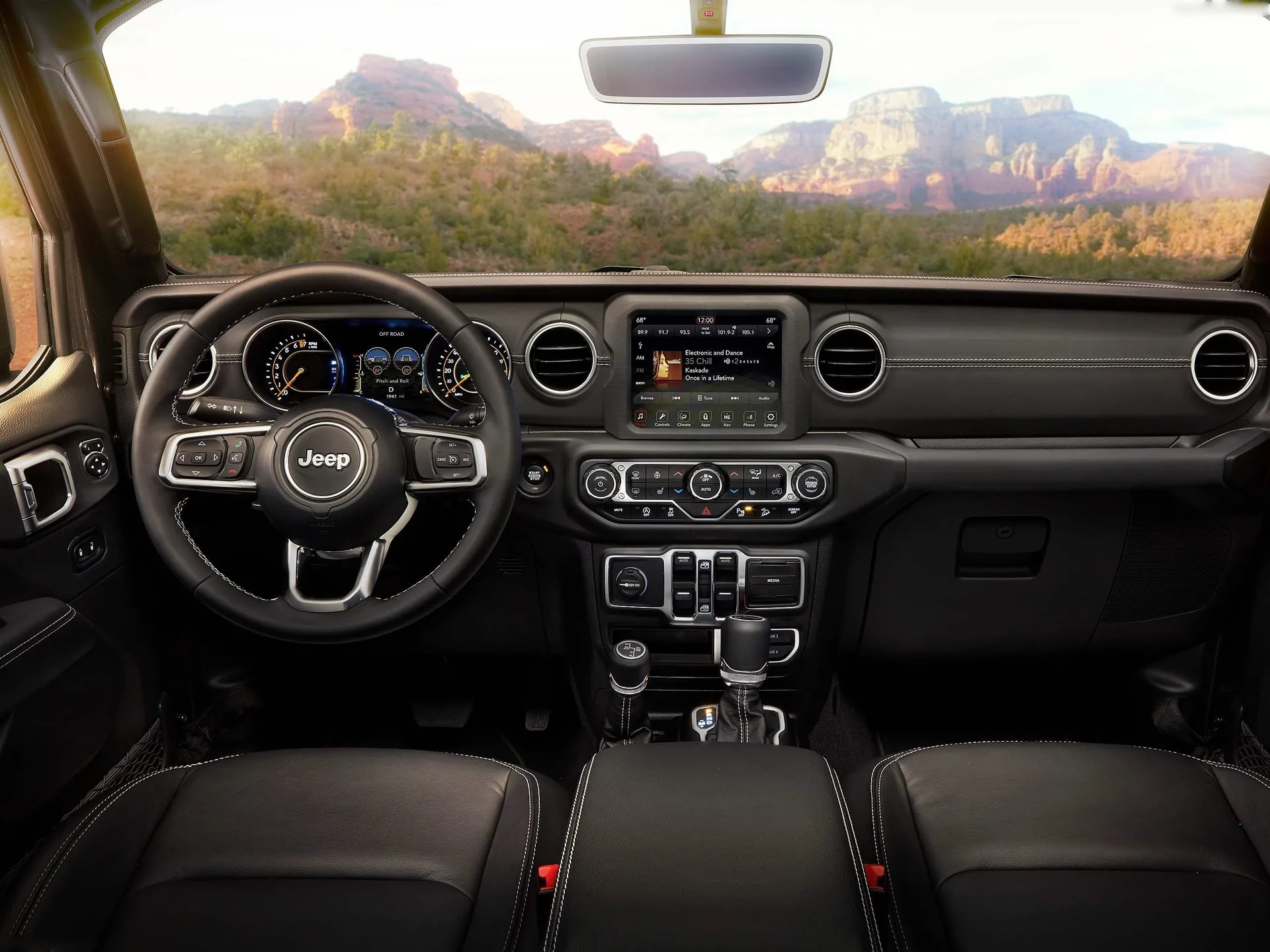 Jeep Wrangler Unlimited (2018) – interiér