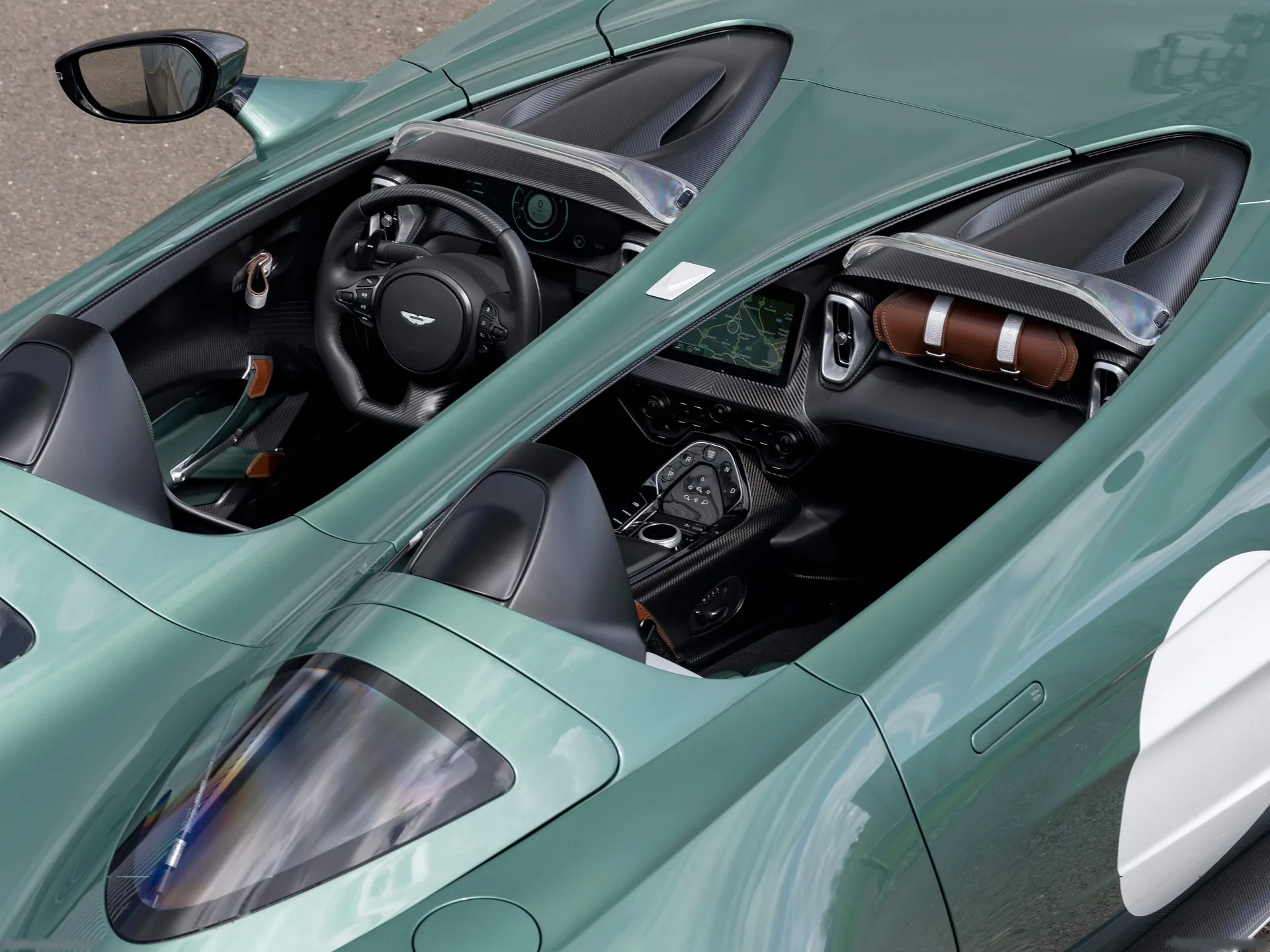 Aston Martin V12 Speedster (2021) - Interior