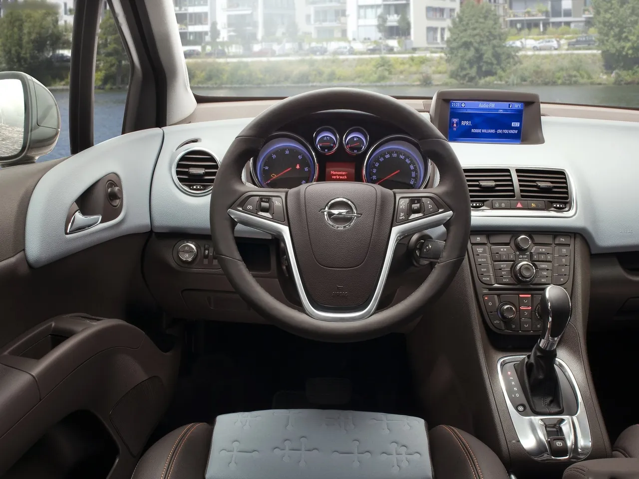 Opel Meriva (2011) – interiér